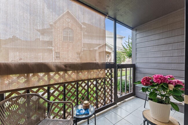 Building Photo - 12755 Mill Ridge Dr