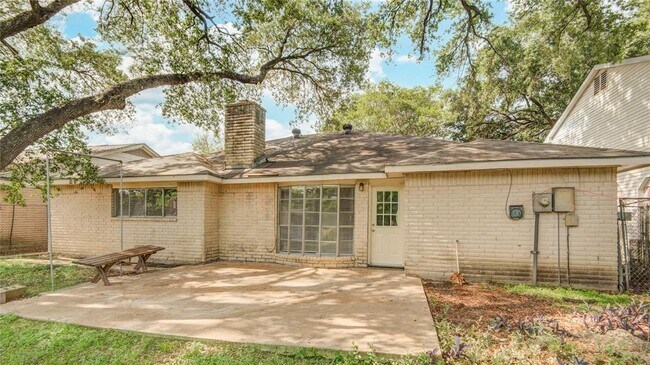 Building Photo - 11427 Newbrook Dr