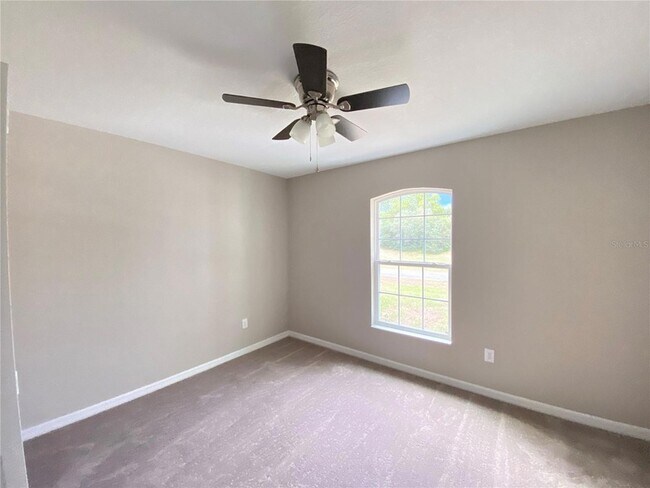 Building Photo - 4490 SW 150th Pl