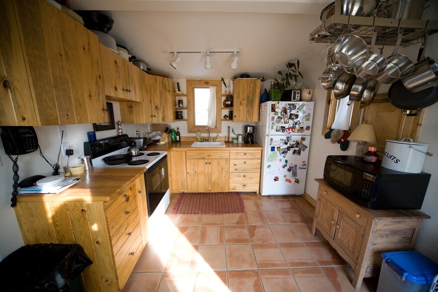 Kitchen - 2 Nelson St
