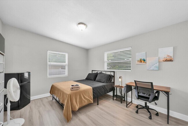 Building Photo - 1349 Woodbine St