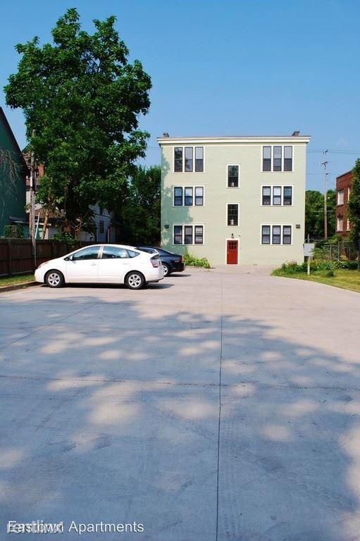 Building Photo - 220 Eastern Ave SE