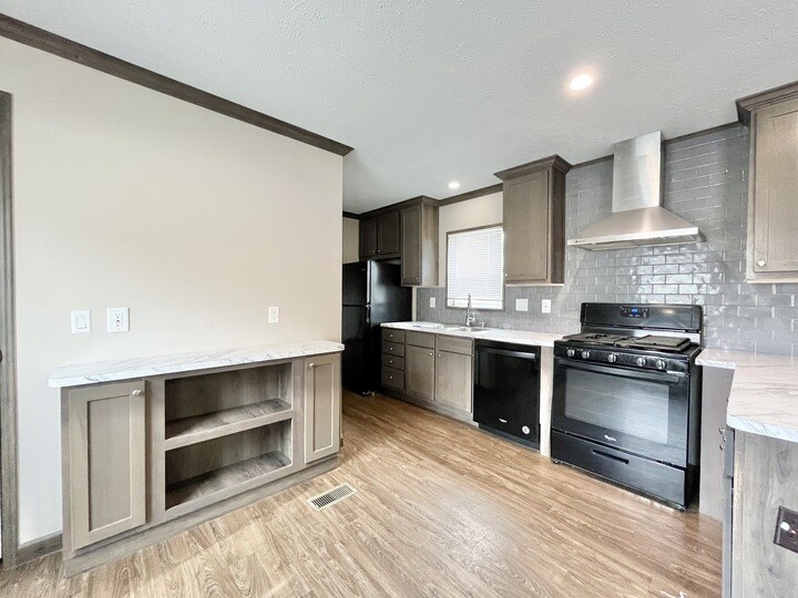 Building Photo - 3701 2nd St