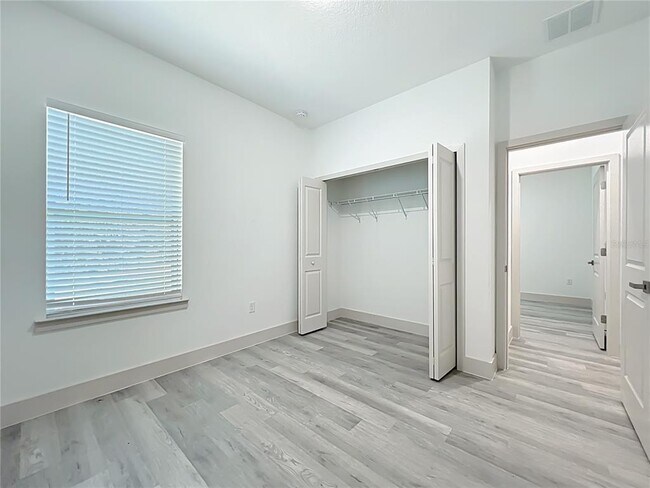 Building Photo - 9301 N Akola Way