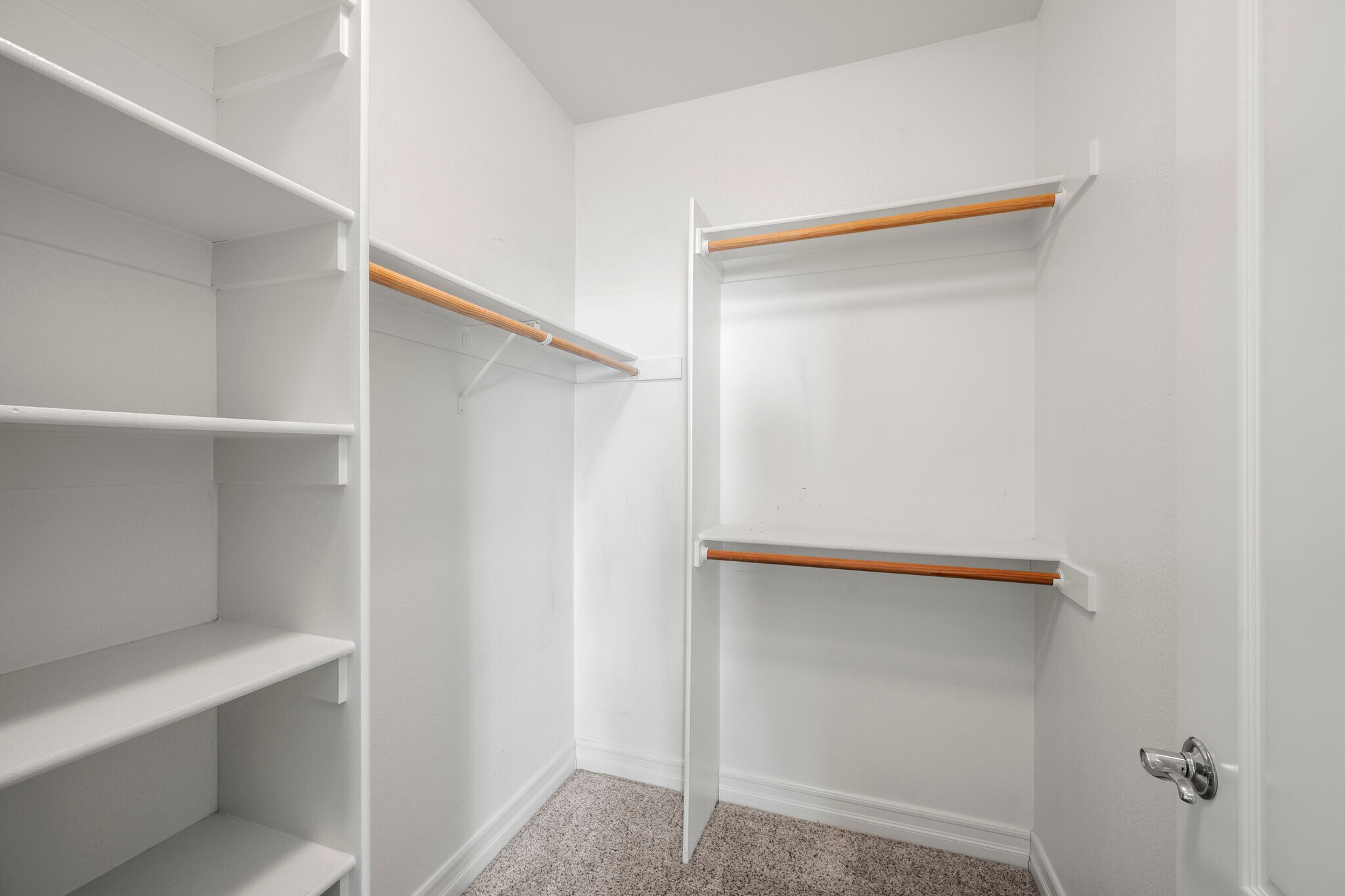 Bedroom Walk In Closet - 525 11th Ave