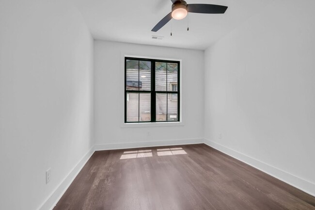 Building Photo - Modern Luxury Living in East Nashville