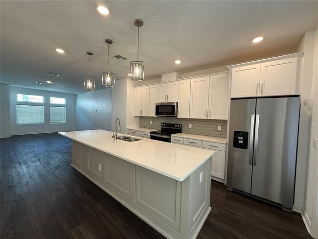 Building Photo - 12850 Gabor Ave