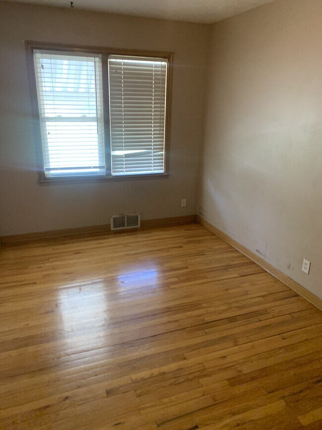 Building Photo - 3204 N 56th St