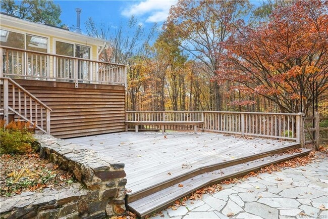 Building Photo - 202 S Bald Hill Rd