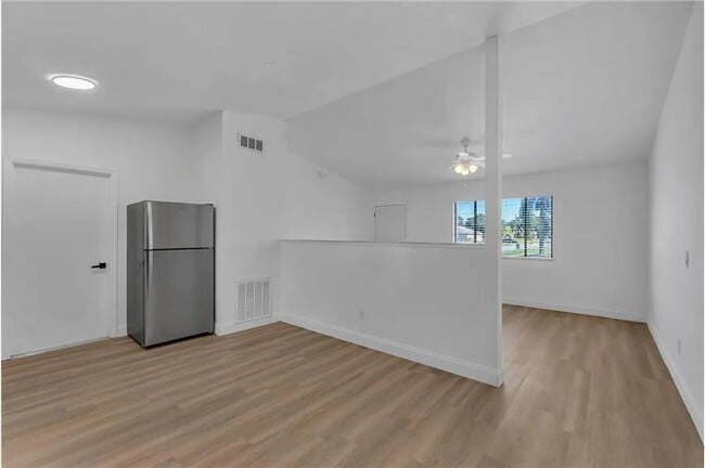 Building Photo - 322 Ixora Ave NW
