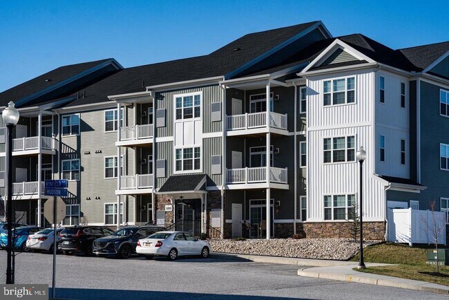 Building Photo - 2310 Hadley Blvd