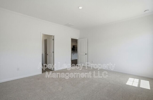 Building Photo - 767 Roy Adams Rd