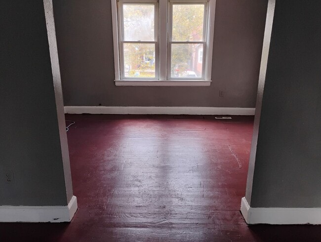Building Photo - 3 Bedroom Home In Detroit