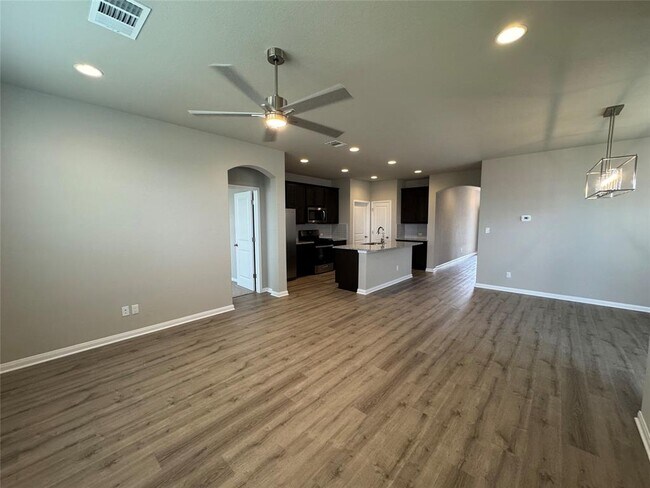 Building Photo - 5331 Bruno St