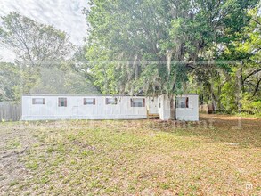 Building Photo - 1611 Slash Pine Rd