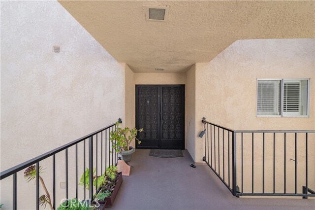 Building Photo - 2381 Via Mariposa W