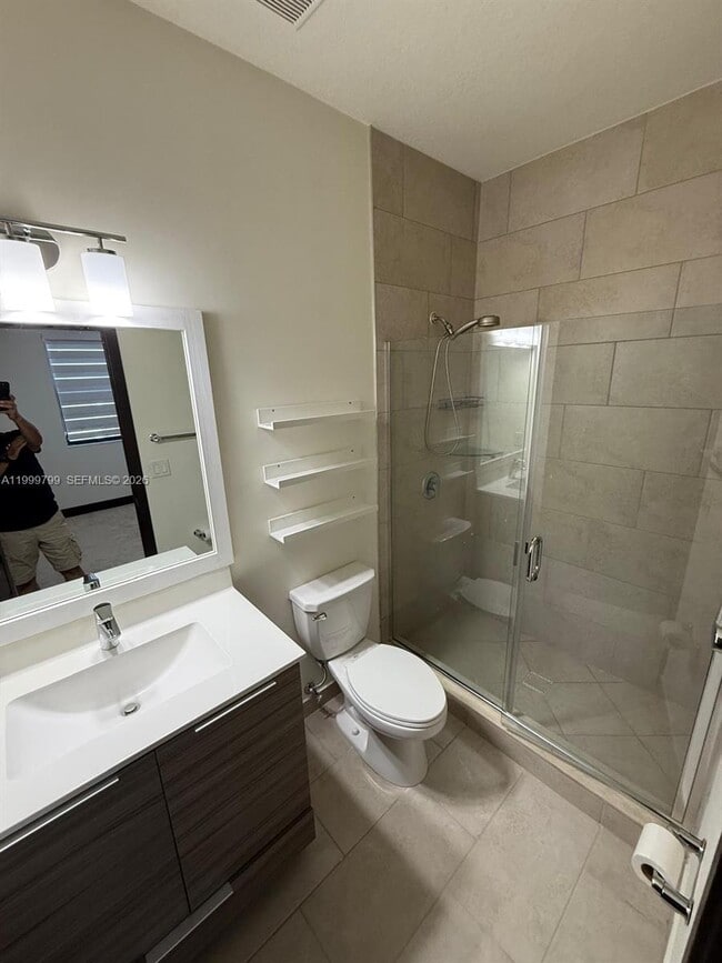 Building Photo - 15955 NW 91st Ct