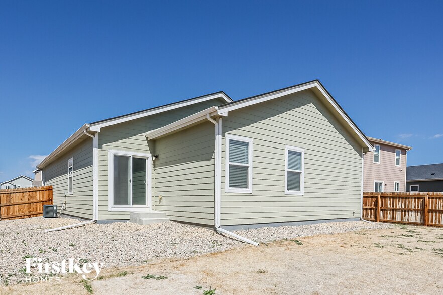 Building Photo - 6719 Liberator Trl