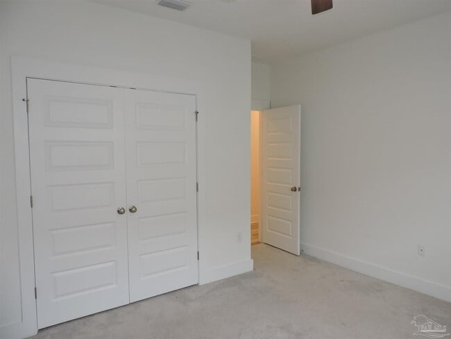 Building Photo - 6521 Paso Fino Dr