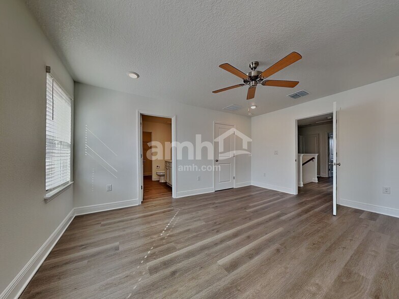 Building Photo - 6741 Atlantic Bch Ave