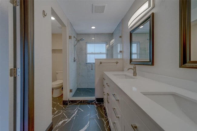 Building Photo - 3/2 home - Renovated in Dunedin