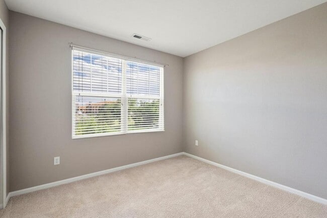 Building Photo - 5649 Saint Patrick View