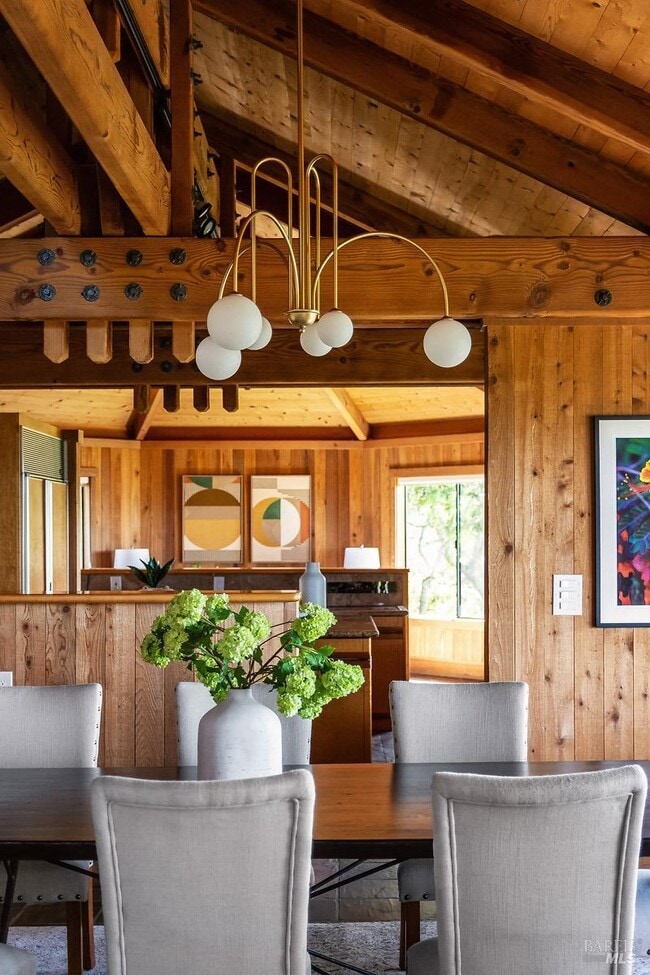 Building Photo - 1100 Bayhills Dr