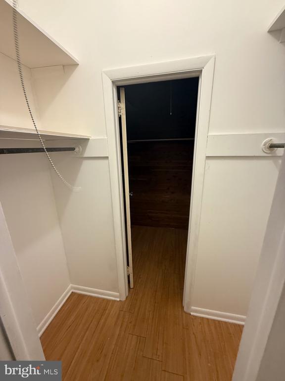 Building Photo - 5 Samuel St