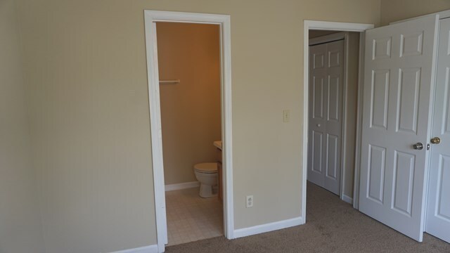 Building Photo - SUPER ADORABLE 2-Story, 2 Bedroom / 2.5 Bathroom Townhome!