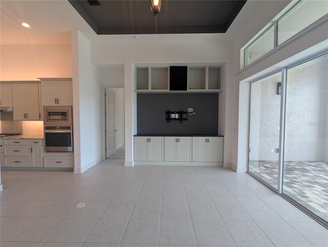 Building Photo - 1139 N Hunt Club Dr