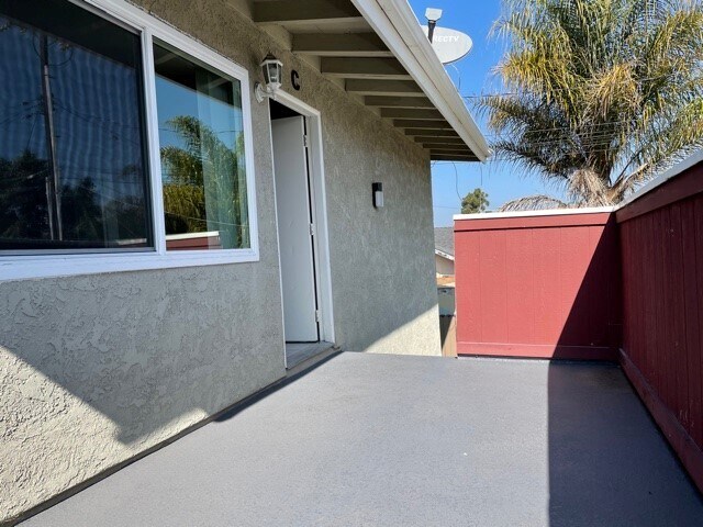 Building Photo - 788 W 18th St