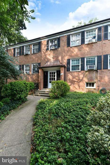 Primary Photo - 5014 Columbia Pike