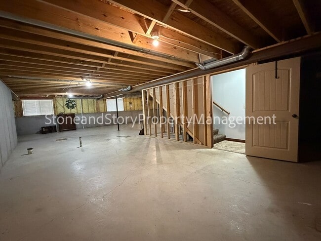 Building Photo - 3 bedroom 2 bath in Washburn Rural school district