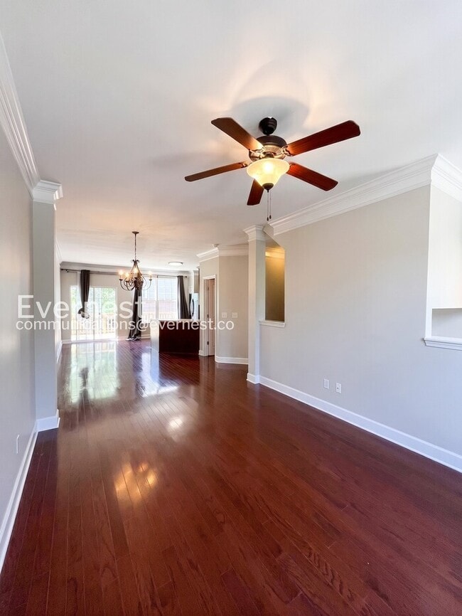 Building Photo - 7222 Althorp Way