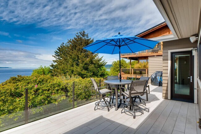 Building Photo - Blue Ridge Waterfront Home