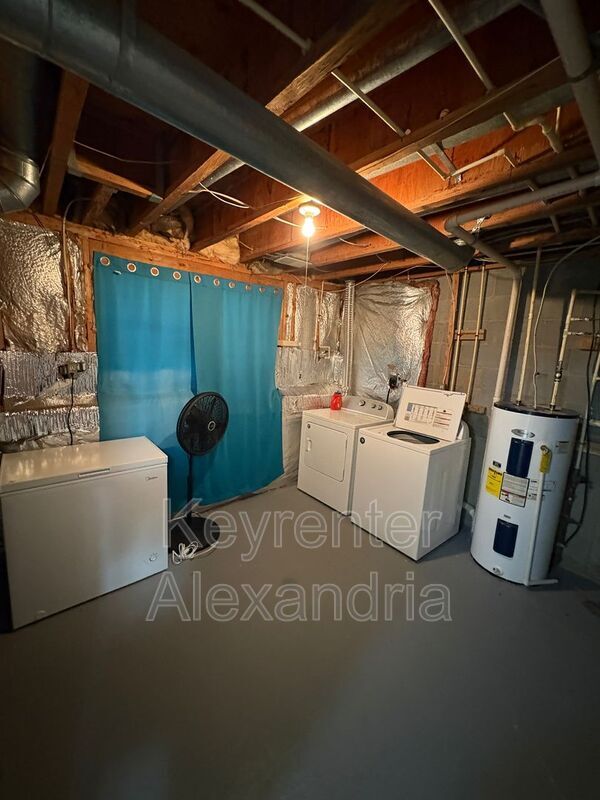 Building Photo - 5822 Bridgetown Ct