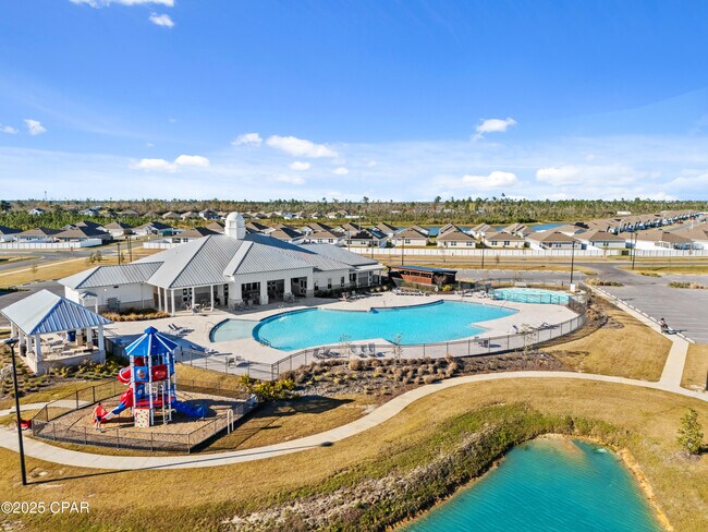 Building Photo - 6417 Bellavia Ln