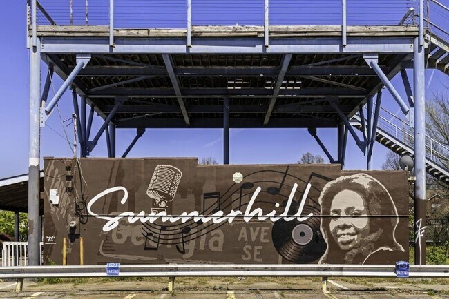 Building Photo - 78 Crumley St SE