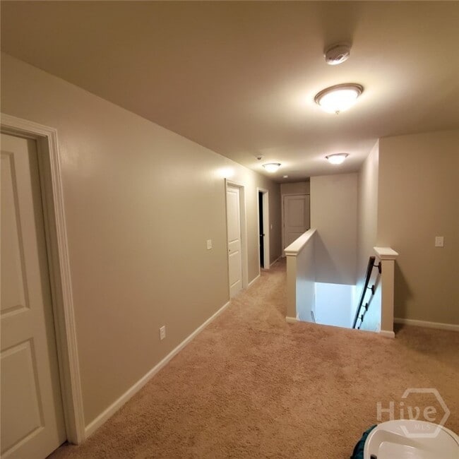Building Photo - 121 Tupelo Way