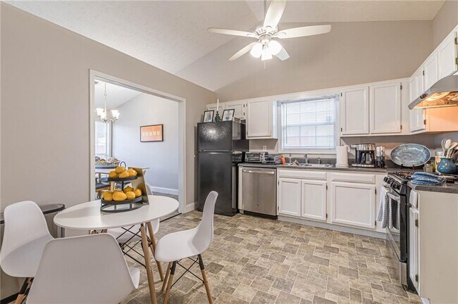 Building Photo - 3195 Jorden Crest Ct NW