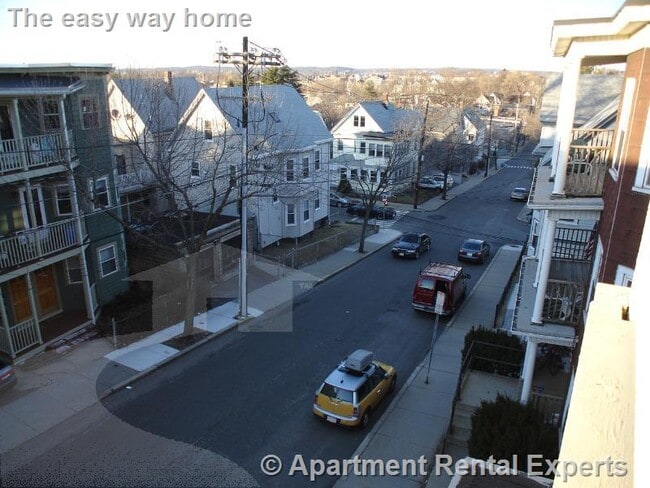 Building Photo - 185 Lowell St