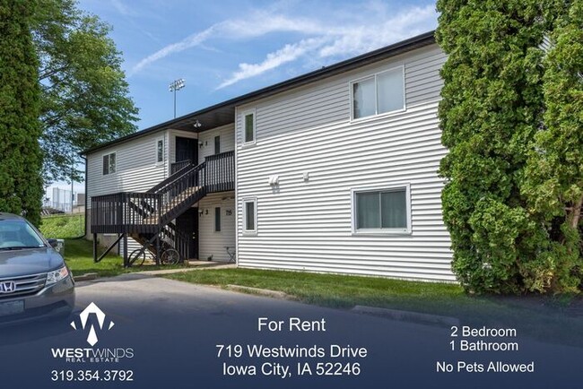Primary Photo - $1,100 | 2 Bedroom, 1 Bathroom Condo | No ...
