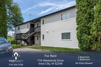 Building Photo - $1,100 | 2 Bedroom, 1 Bathroom Condo | No ...