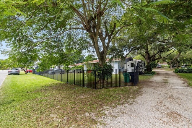 Building Photo - 535 NW 90th St