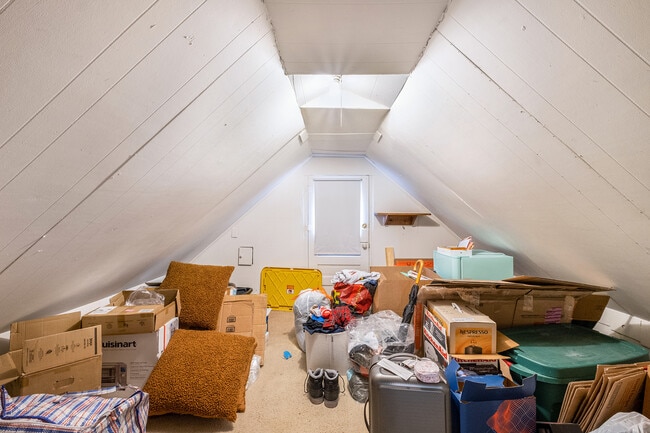 Building Photo - 1117 S Forest Ave