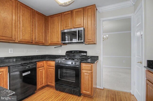 Building Photo - 14126 Rockinghorse Dr