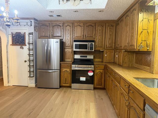 Building Photo - 2309 Richwood Dr