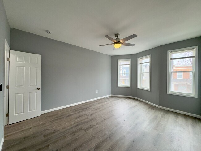 Building Photo - 3331 Beech Ave