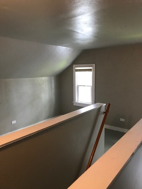 Building Photo - 3 Bedroom, 1 Bath Home in Edwardsville