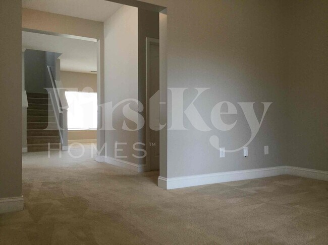 Building Photo - 127 Colville Rd